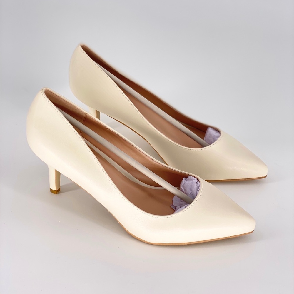 Journee Collection Tina-M Pump